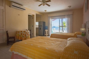 Marysol beachfront next to nomads d6